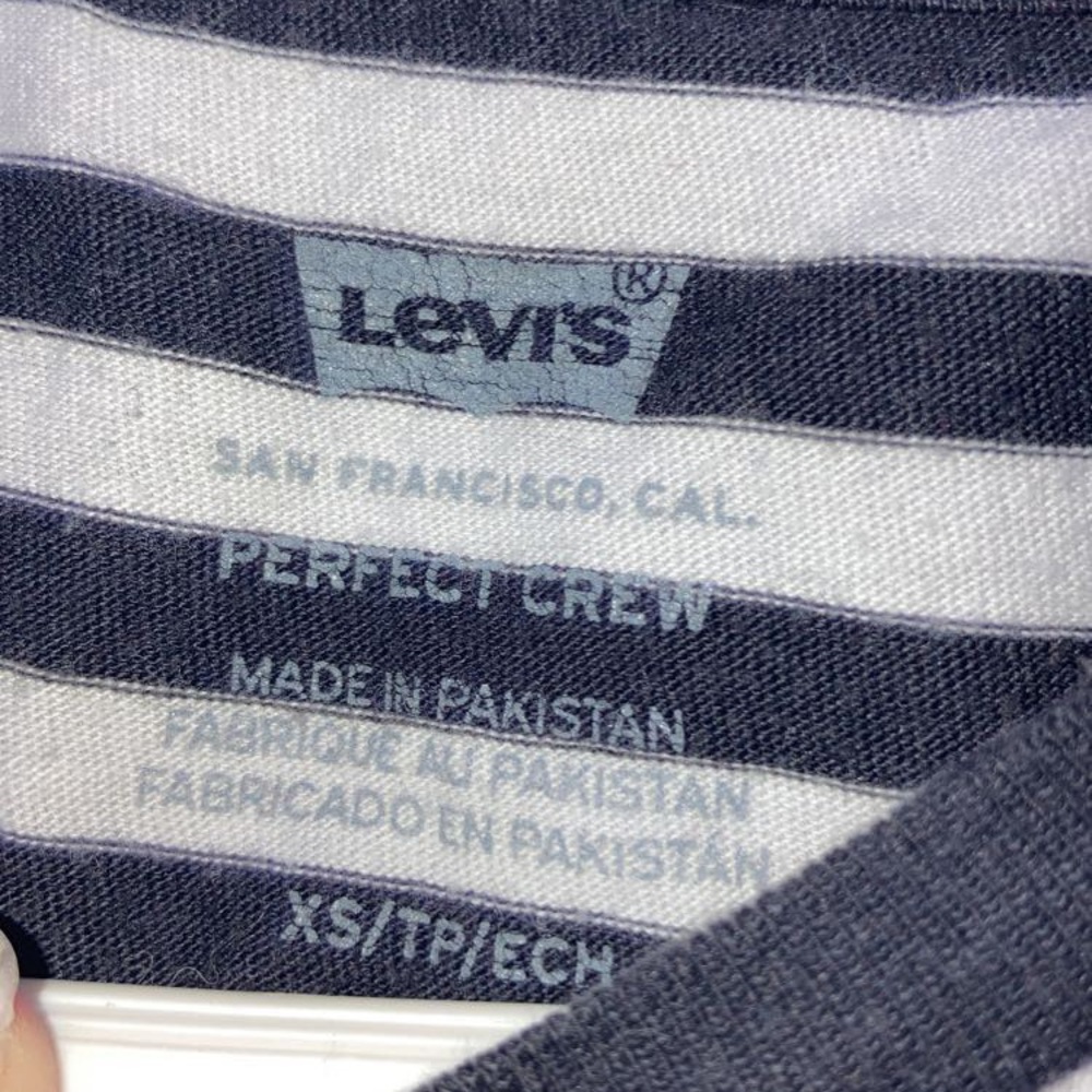 striped levi t-shirt
